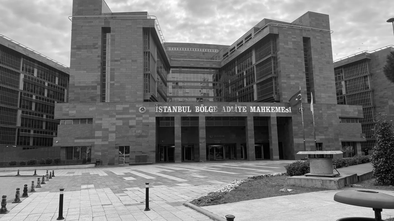 İstanbul Bölge Adliye Mahkemesi binası